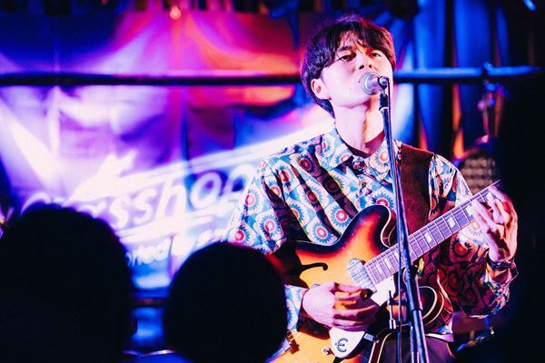 【ライブレポート】多様なアイデンティティが交差した夜――Mama Rag／ZenPal／春風レコードが出演した「Grasshopper WEST vol.8」