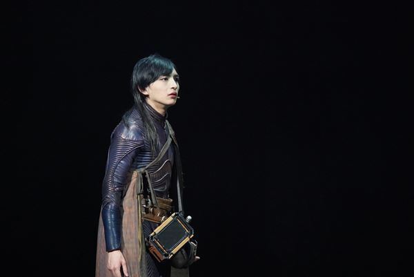 新劇場の幕開けを飾るスペクタクル『AmberS-アンバース-』、感情を揺さぶる物語が始動