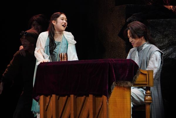 新劇場の幕開けを飾るスペクタクル『AmberS-アンバース-』、感情を揺さぶる物語が始動