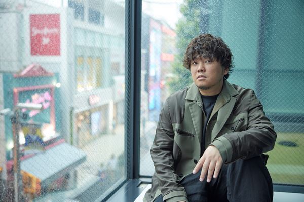 【秦 基博 インタビュー】アニメ『太陽よりも眩しい星』のオープニングテーマ「Stellar Days」に込めた初恋の輝き「シンプルで奥深いというのが僕自身の命題」