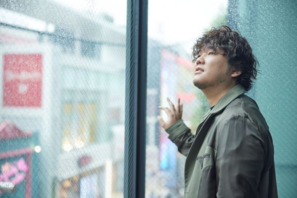 【秦 基博 インタビュー】アニメ『太陽よりも眩しい星』のオープニングテーマ「Stellar Days」に込めた初恋の輝き「シンプルで奥深いというのが僕自身の命題」