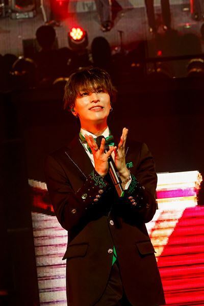 「どれだけ大きくなっても心はずっと近いまま」ICEx 涙と笑顔の最終公演「ICEx Third Concert Tour 2025 "BOKUNCHI"」ライブレポート