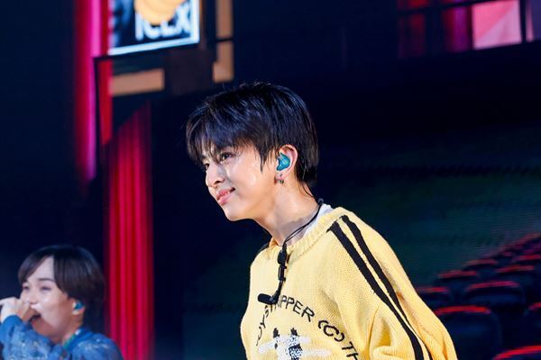 「どれだけ大きくなっても心はずっと近いまま」ICEx 涙と笑顔の最終公演「ICEx Third Concert Tour 2025 "BOKUNCHI"」ライブレポート