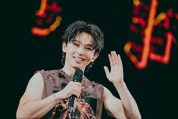 ONE N’ ONLY、“ワンエンらしさ”の答えは「魂の熱波師」――初アリーナツアー『INFERNO』ファイナルで見せた現在地