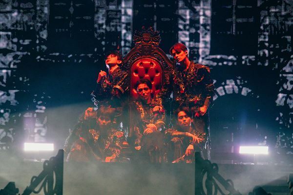 ONE N’ ONLY、“ワンエンらしさ”の答えは「魂の熱波師」――初アリーナツアー『INFERNO』ファイナルで見せた現在地