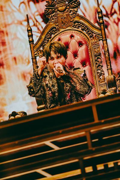 ONE N’ ONLY、“ワンエンらしさ”の答えは「魂の熱波師」――初アリーナツアー『INFERNO』ファイナルで見せた現在地