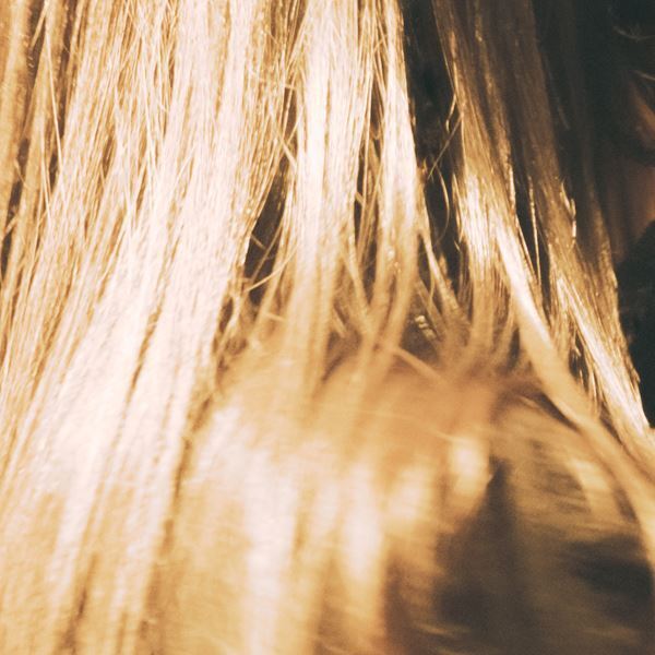 カネコアヤノ率いるバンド・kanekoayano、日本武道館公演のライブ音源配信リリース