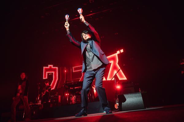 ウルフルズ、昨年9月から全国18都市を駆け抜けたツアーついに完結！色褪せない名曲で魅了したファイナル公演をレポート