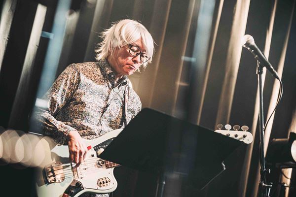 デビュー20周年、一夜限りのライブで響かせた、馬の骨の普遍性といい音楽の破壊【オフィシャルレポ―ト】