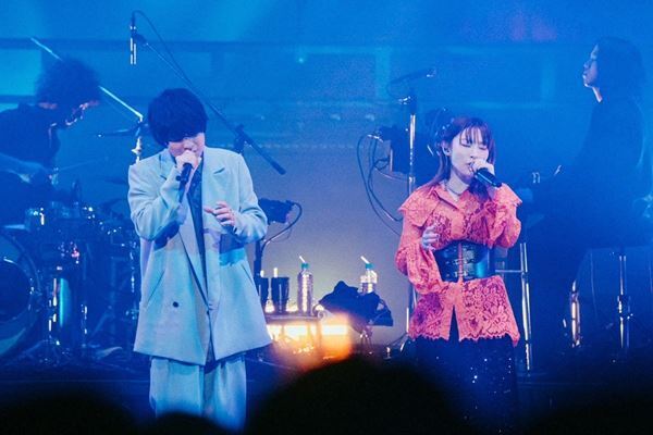 家入レオ全国ツアーファイナルにUNISON SQUARE GARDEN・斎藤宏介がサプライズ登場！ フィーチャリング曲をふたりで初パフォーマンス！