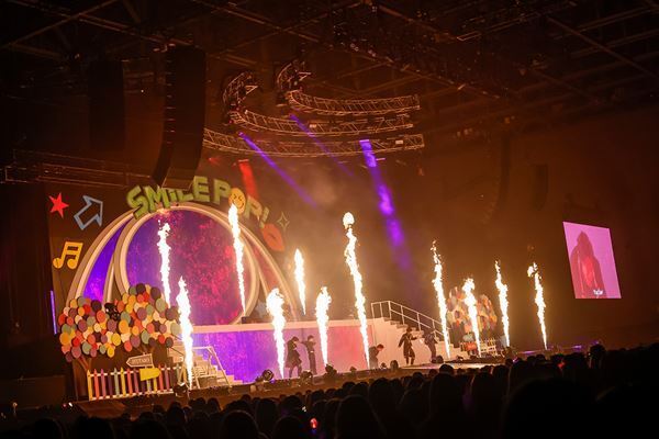 「誰1人欠けちゃいけなかった」M!LK、激動の1年の先に辿り着いたアリーナ最終公演 『M!LK ARENA TOUR 2025-2026「SMILE POP!」』ライブレポート