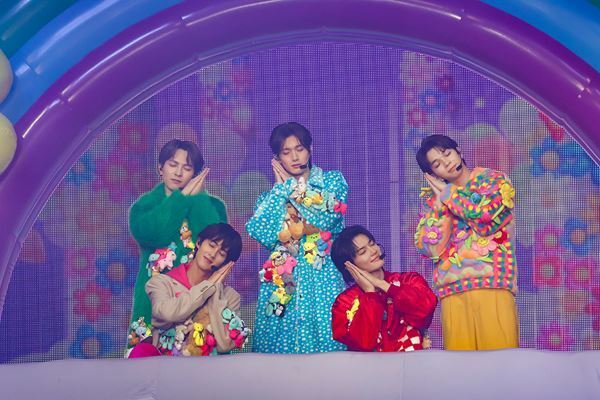 「誰1人欠けちゃいけなかった」M!LK、激動の1年の先に辿り着いたアリーナ最終公演 『M!LK ARENA TOUR 2025-2026「SMILE POP!」』ライブレポート