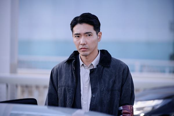 松村北斗×今田美桜『白鳥とコウモリ』豪華キャスト陣の場面写真＆特別映像解禁