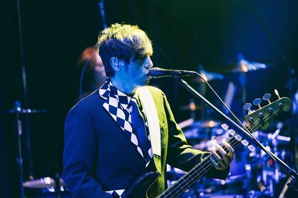 NARITA THOMAS SIMPSON、全22公演のビルボードツアー完⾛！ゲストに相川七瀬、岡本健⼀がサプライズ出演【オフィシャルレポート】