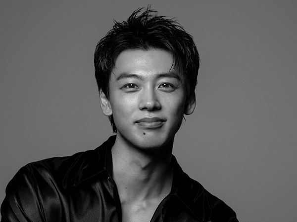 竹内涼真、5年ぶりのミュージカルで詐欺師役に挑戦！ 『奇跡を呼ぶ男』上演決定