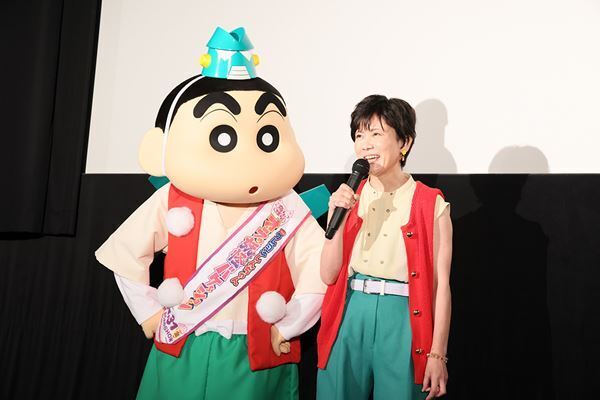 マユリカ＆野原しんのすけが秋田を満喫！ 映画公開直前キャンペーンで特別な「しんちゃん型花火」も打ち上げ