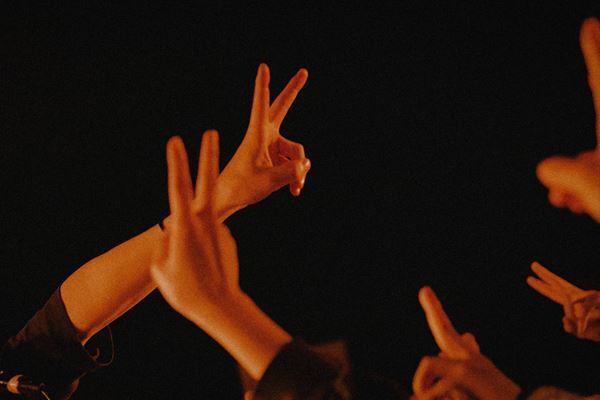 EverBrighteller、仙台の夜に新たな狼煙を上げた『Gigant Wave FINAL ~solo concert~』ライブレポート