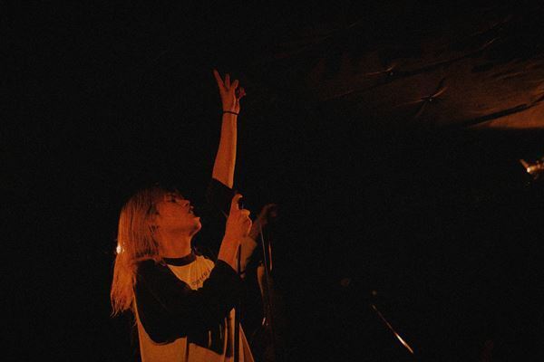 EverBrighteller、仙台の夜に新たな狼煙を上げた『Gigant Wave FINAL ~solo concert~』ライブレポート