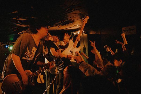 EverBrighteller、仙台の夜に新たな狼煙を上げた『Gigant Wave FINAL ~solo concert~』ライブレポート