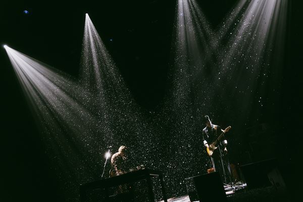 「あなたと歌い続けたい」――Sakurashimejiが6年越しの渋公で刻んだ“再生”の夜 『Sakurashimeji Hall Live 2026「▷再成」～Sakurashimejiが6年越しに渋公リベンジするってよ！～』ライブレポート