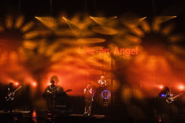 トリビュートバンドからの進化 Like-an-Angelが無二のバンドになった一夜 ＜Like-an-Angel　LIVE 2025 Angel beside yoU＞ライヴレポート