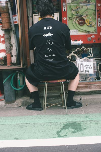 KREVA、「ALMOSTBLACK」との新コラボ発表　『BEST OF MIXCD NO. 3』発売＆サイン会も