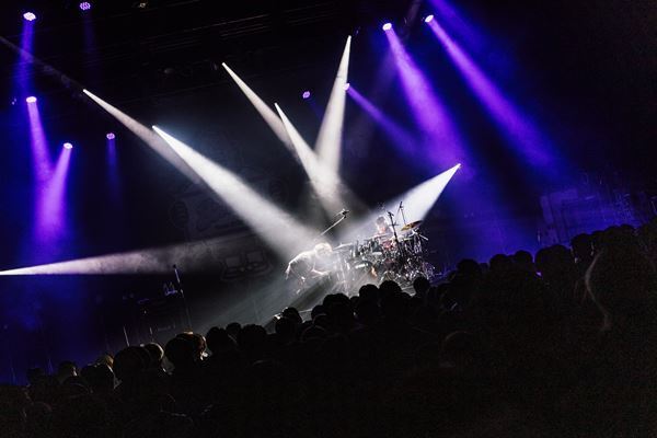 THE ORAL CIGARETTES、SPYAIR、THE&が出演！ MC Boo主催『Boo Night Tour 2025-26』開幕【オフィシャルレポート】