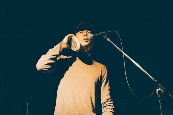 Hammer Head Sharkが魅せる感情の渦と美しい音の融合「音楽をやっている間だけは正しく愛せる」ゲストにHedigan’sを迎えた渋谷WWWをレポート