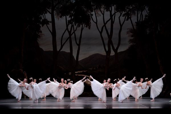 新国立劇場が2026/2027シーズン舞踊ラインアップを発表　開幕作品はチャップリン映画のバレエ化を世界初演