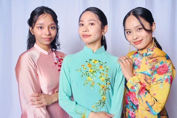 屋比久知奈×清水美依紗×ルミーナ インタビュー　『ミス・サイゴン』3人のキムが届ける平和への祈り
