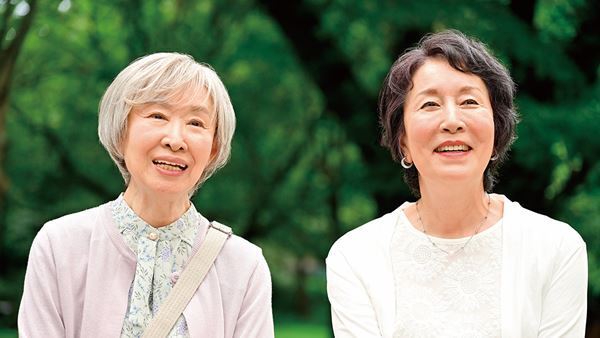 剛力彩芽の花嫁姿も！ 映画『お終活３ 幸春！人生メモリーズ』場面写真10点が公開