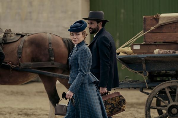 フローレンス・ピューが最恐の悪女に！ Netflix『エデンの東』本予告＆場面写真11点が公開