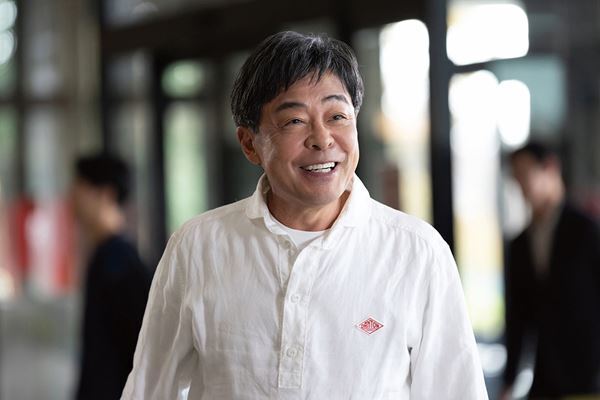 中島健人×長濱ねる『ラブ≠コメディ』ふたりを支える名バイプレイヤーたちの場面写真が到着