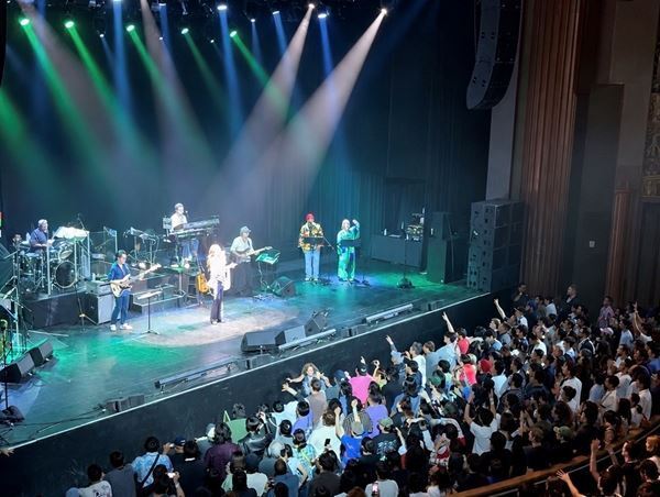 杏里、ロサンゼルス公演で2,300人熱狂　“シティポップ”ブーム超えた北米ツアー完走【オフィシャルレポート】