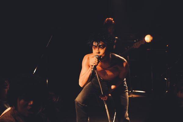 映画『ストリート・キングダム　自分の音を鳴らせ。』に出演する吉岡里帆、仲野太賀、間宮祥太朗のクランクアップ映像公開