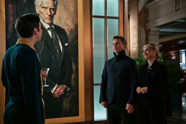 映画『レディ・オア・ノット2』花嫁の命を狙う富豪を捉えた場面写真が解禁