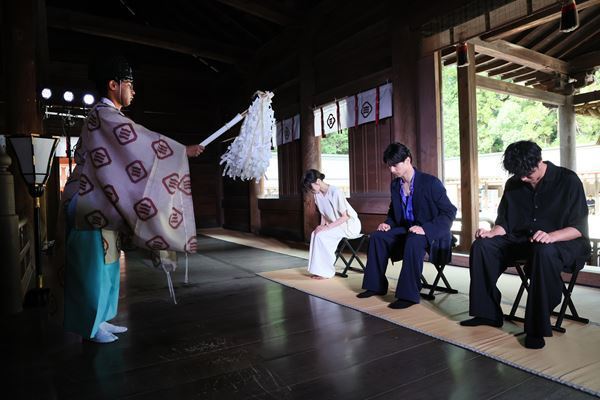 横浜流星×広瀬すず『汝、星のごとく』ロケ地・今治に凱旋！ 花火大会にサプライズ登壇も