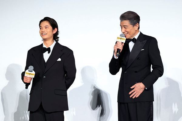 西野七瀬が舘ひろしを蔑む!? 映画『免許返納!?』舞台挨拶で明かされた爆笑の役作りと裏話を公開