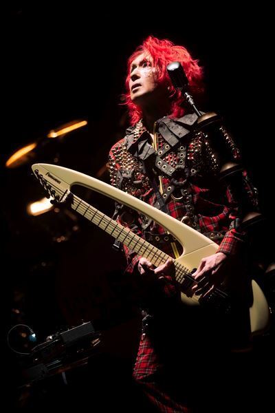 BUCK∞TICK、全国ツアー『BUCK∞TICK TOUR 2025 -ナイショの薔薇の下-』グランドフィナーレ日本武道館公演 のオフィシャルレポート到着！