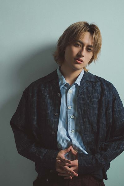 Aぇ! group小島健が語る、初のダークヒーロー役に懸けた情熱と狂気