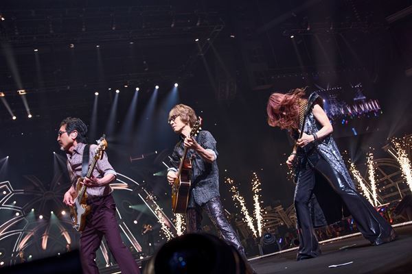 THE ALFEE、40回目の夏イベをKアリーナ横浜で開催　デビュー52周年、通算ライブ3023本を達成