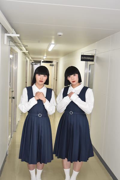 謎の制服おかっぱ集団・アバンギャルディ　世界を熱狂させるダンスと映像、トークで魅せる、待望の全国ツアーがスタート！