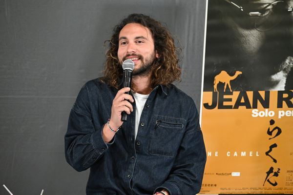 ジャン・レノが自らの半生を語るひとり舞台『らくだ』東京ほか全国11都市で　劇中に日本も登場