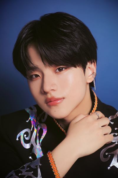 ポップもトンチキもクールも、全部がLienel。6人が語るグループの現在地