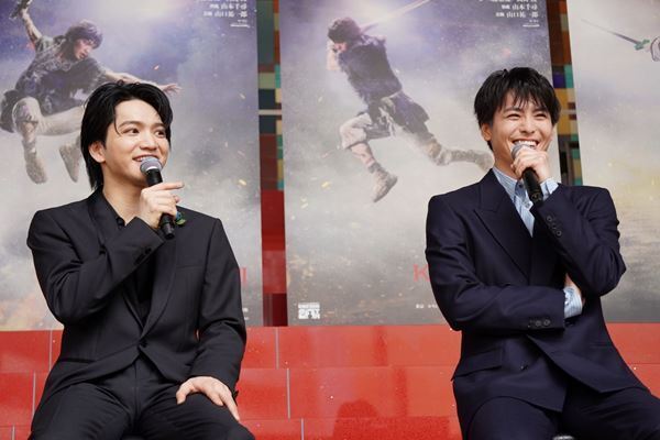 三浦宏規と高野洸、互いを“戦友”と呼び全幅の信頼！　舞台『キングダムⅡ-継承-』製作発表会見