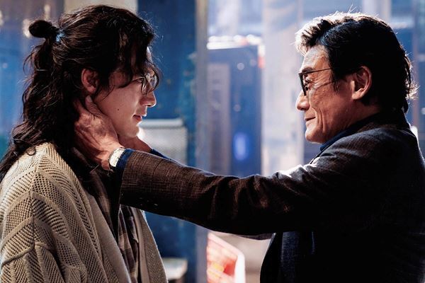 ジャッキー・チェンが血まみれアクション！ 『シャドウズ・エッジ』予告編公開