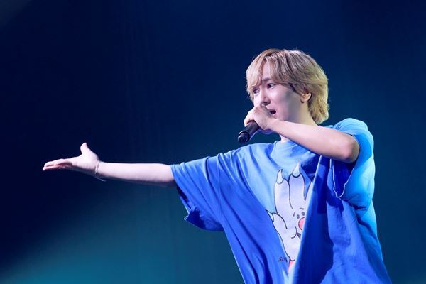 末吉9太郎、初ワンマンで全15曲披露　SMA所属を発表し「9月9日に何かやる」と予告【オフィシャルレポート】