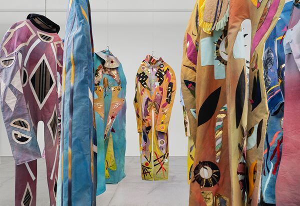 コシノヒロコ過去最大規模の展覧会が東京都現代美術館で開催　コレクション作品のほか絵画など多彩な表現が一堂に