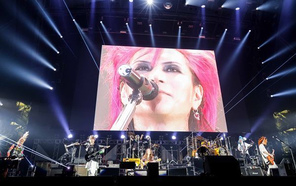 hide with Spread Beaver、未発表デモ音源を含むスペシャルパッケージ発売決定