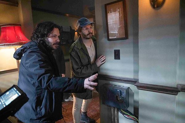 エドガー・ライト監督の真骨頂が炸裂！ 映画『ランニング・マン』奇想天外な殺人トラップが満載の本編映像公開